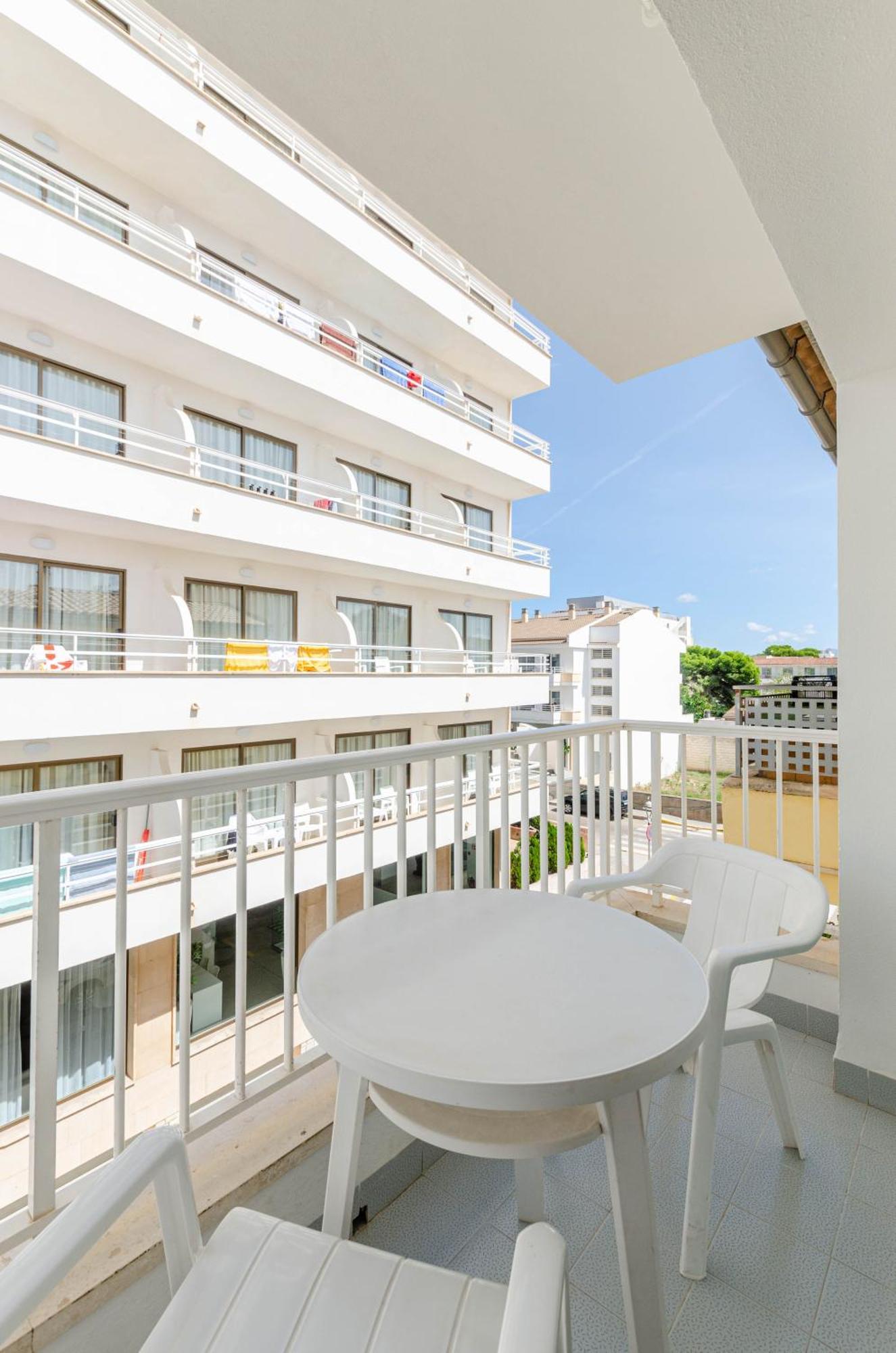 Mar Brava Apartments Can Picafort  Exteriör bild